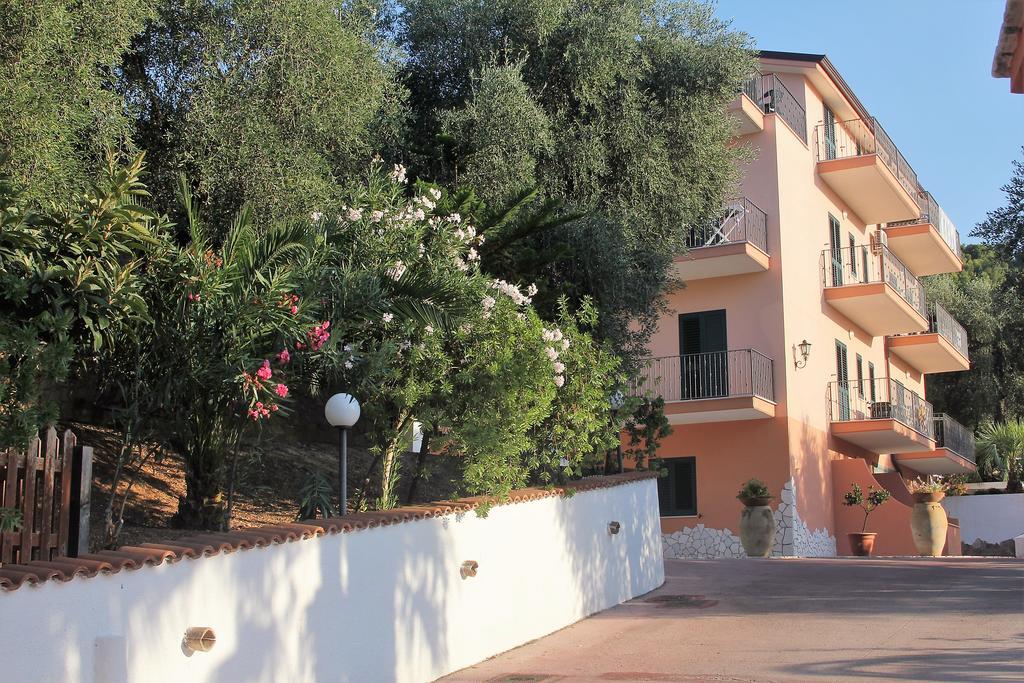 Residence La Cappella Del Convento Rodi Garganico Exterior photo